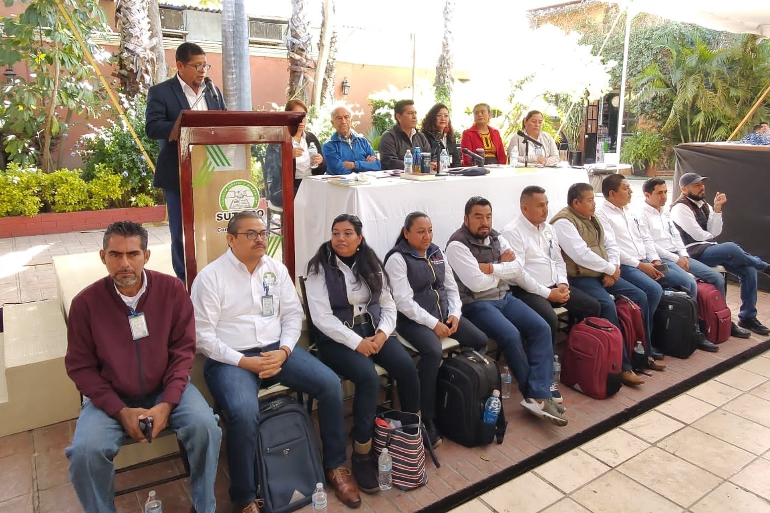 nosotros